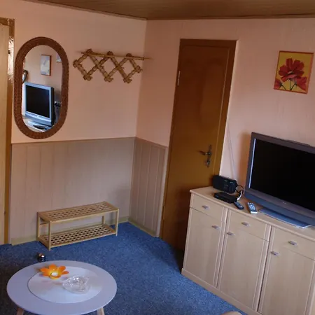 Gentz 1 & 2, Wlan, Ruhige Lage, Terrasse 아파트