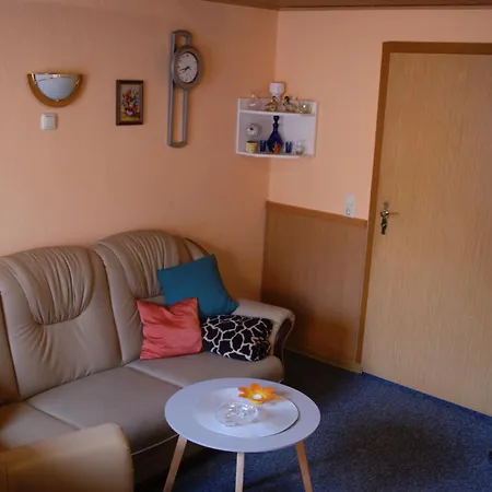 Gentz 1 & 2, Wlan, Ruhige Lage, Terrasse 아파트 Ulrichshorst